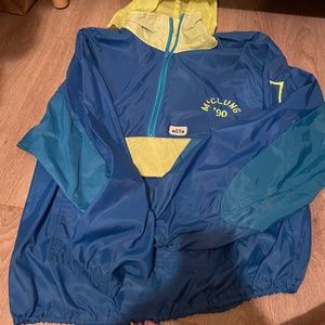 Vintage 90s wind breaker
